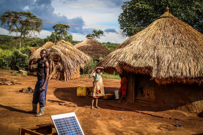 système d'éclairage solaire domestique pour les villages 2