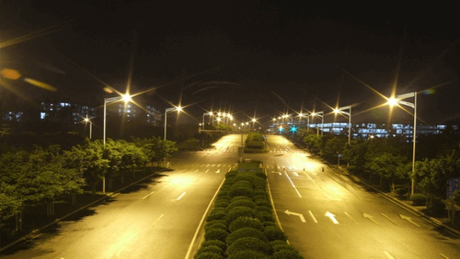 Solar Powered LED Street Lights for Efficient Outdoor Lighting.jpg